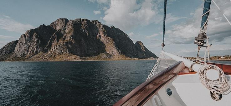 Cabotage dans l'archipel des Lofoten  &copy; © Jacob Kupferman / Getty Images