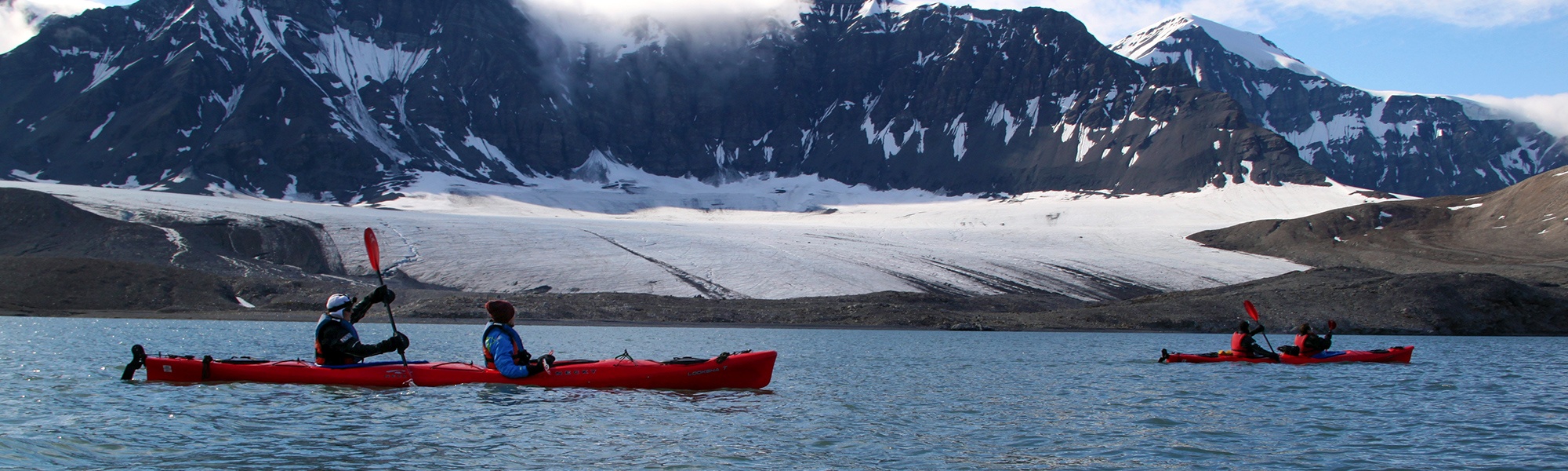 Kayak et canoë © Irina Baranova