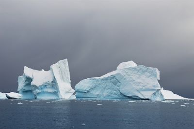 © Kristof Chemineau - Iceberg - Antarctique Iceberg - Antarctique