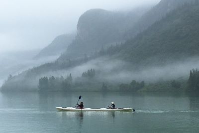 Kayak sur le lac Haines - Alaska