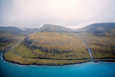 Iles Féroé vue d'hélicoptère