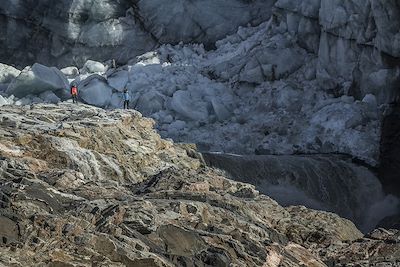 Calotte glaciaire et icebergs de la baie de Disko