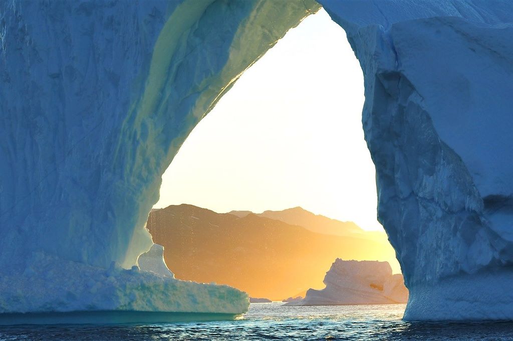 Iceberg en forme d arche - Groenland