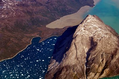 © mtcurado / Getty Images - Fjord de Nuuk vu du ciel - Groenland Fjord de Nuuk vu du ciel - Groenland