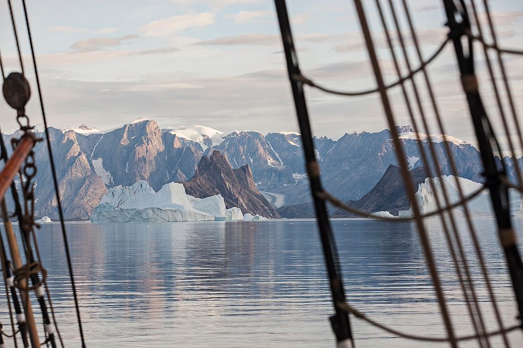Image Croisière vieux gréement - Groenland - Terre de Milne - Sites historiques inuit