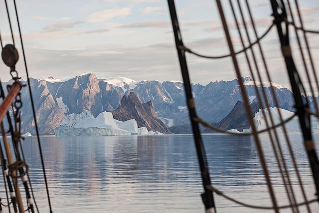 Voiliers : Exploration du Scoresby Sund Voyage Exploration du Scoresby Sund