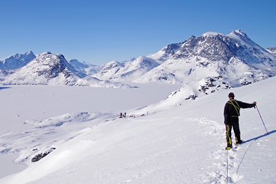 Randonnée à ski dans le Fjord Ammassalik - Groenland