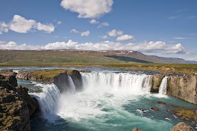 Goðafoss Waterfall - Islande