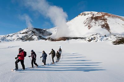 Voyage Randonnée en raquettes entre feu et glace 1