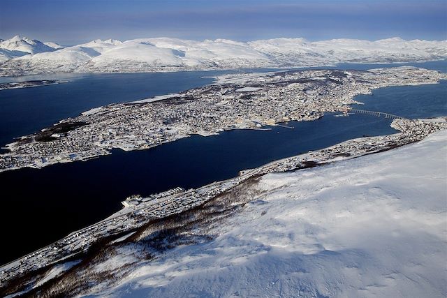 Ski de randonnée : Ski et cabotage dans les Alpes de Lyngen Voyage Ski et cabotage dans les Alpes de Lyngen