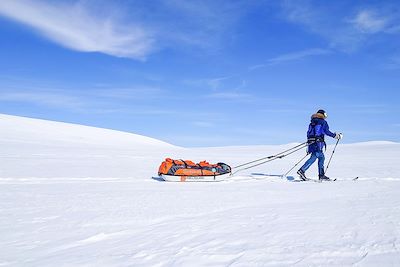 Raid à ski pulka sur le plateau de Hardangervidda - Norvège