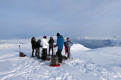 © Raymond Brès - Raid en raquettes - Norvège Raid en raquettes - Norvège