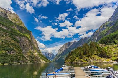 © Bergen Tourist Board/Girish Chouhan/VisitBergen.com - Nærøyfjord - Comté de Sogn og Fjordane - Norvège Nærøyfjord - Comté de Sogn og Fjordane - Norvège