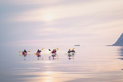 Kayak sur l'île de Senja - Norvège