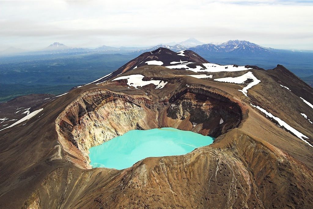 Le cratère du Maly Semyachik au Kamchatka - Russie