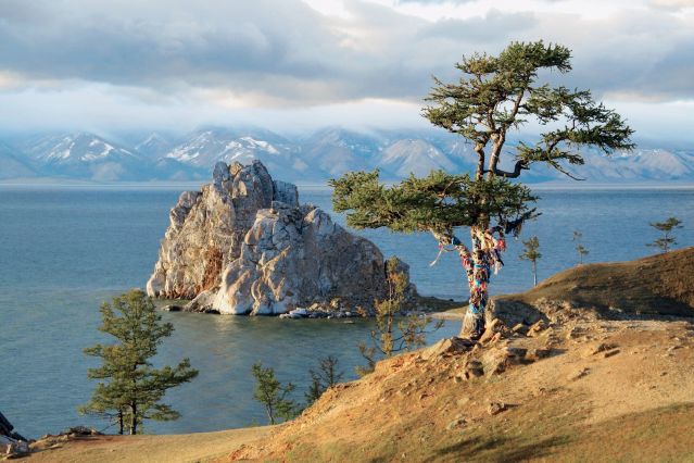 Le Cap Burhan sur le Lac Baikal - Russie