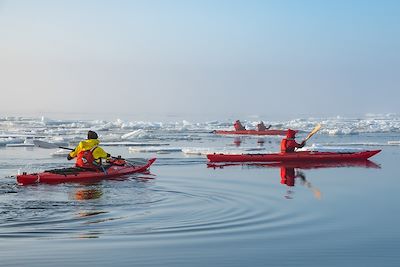 © Olivier Blaud / Studio PONANT - Kayak au Pôle Nord Kayak au Pôle Nord