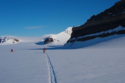 © Christophe Lefort - Raid à ski au Spitzberg - Norvège Raid à ski au Spitzberg - Norvège