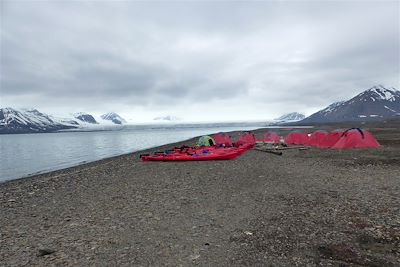 © Yann Lemoine - Kayak de mer - Spitzberg - Norvège Kayak de mer - Spitzberg - Norvège
