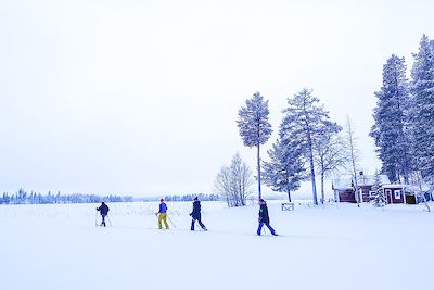 © Edwige Carron - Randonnée en ski altaï - Laponie suédoise - Suède Randonnée en ski altaï - Laponie suédoise - Suède