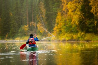 © Ted Logart/imagebank.sweden.se - Canoé - Laponie suédoise - Suède Canoé - Laponie suédoise - Suède
