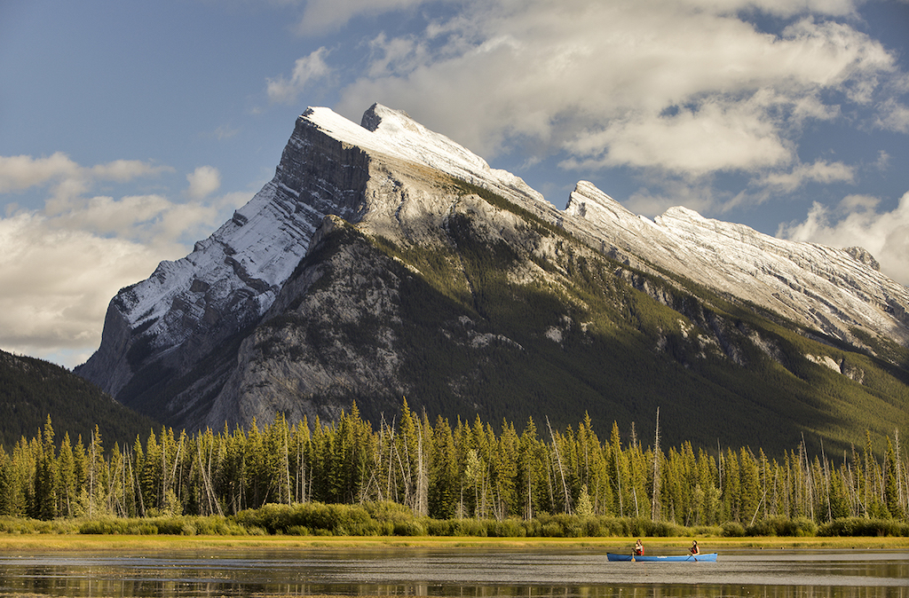 Mont Rundle depuis le lac Vermillon, Parc National de Banff - ©Banff & Lake Louise Tourism