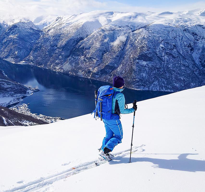 Voyager à ski et en train : comme un Norvégien 